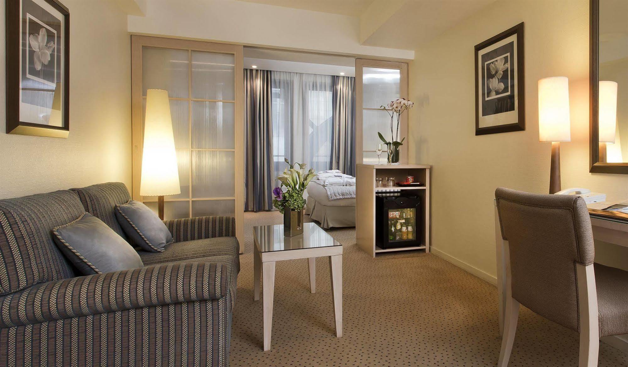 Hotel Le Pera Paris Zimmer foto